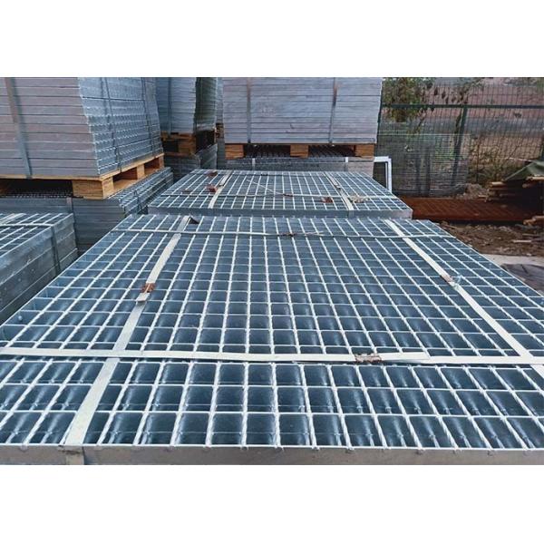 High Loading Strength Black Galvanized Steel Grating Walkway