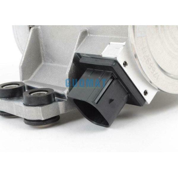 11518635090 Electric Water Pump / Car Engine Cooling Water Pump Replacement For BMW F30 F33 F32 435I