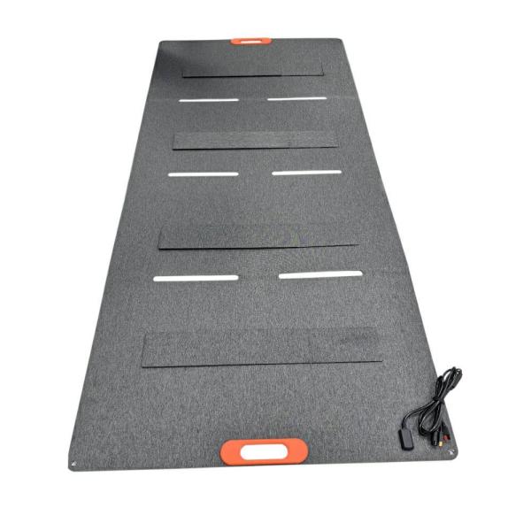 23.4V Open Circuit Voltage Foldable Solar Charger with 4 Fold and 18V Voltage At Max Power