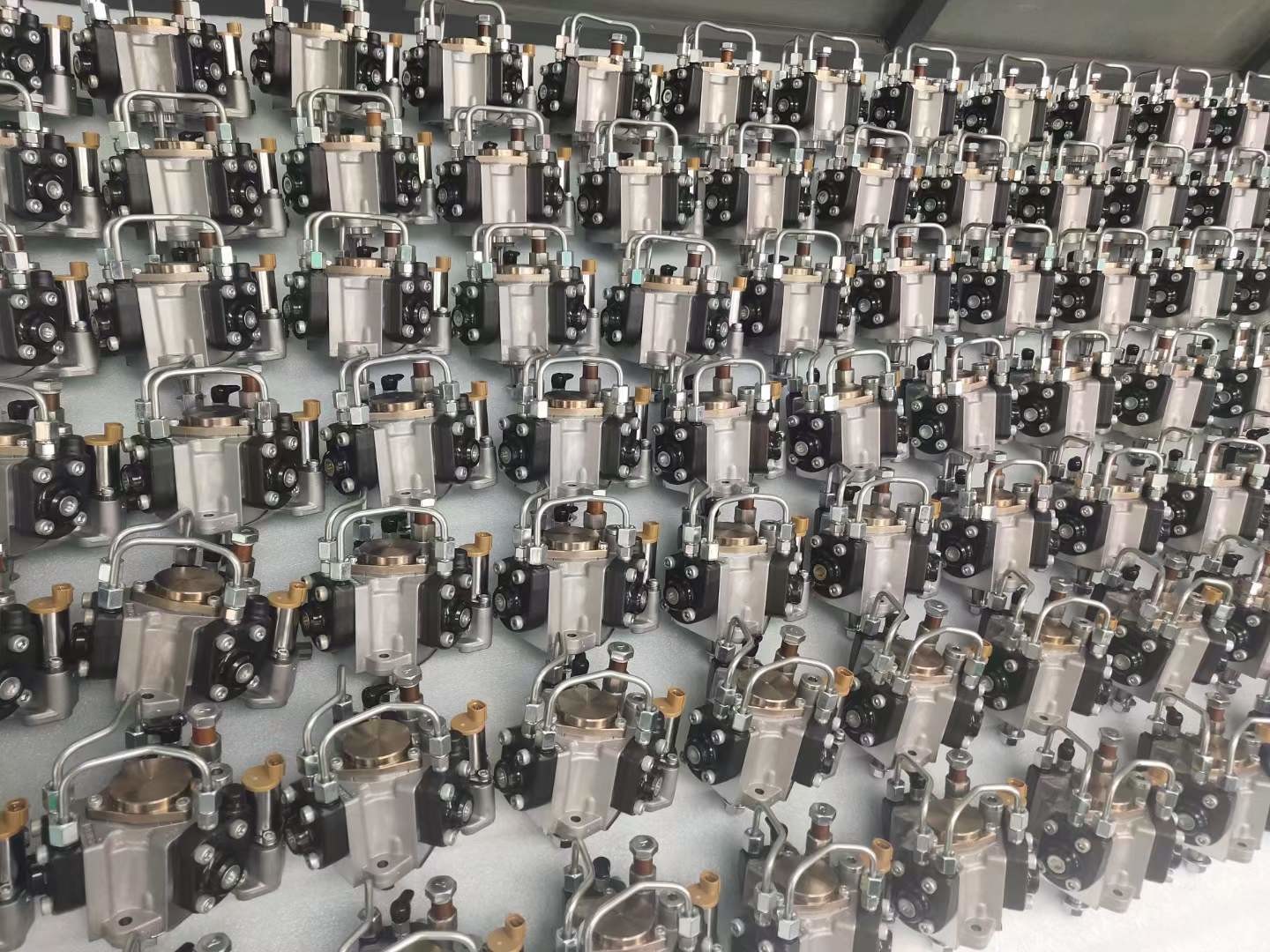 diesel fuel Injector 095000-6910 23670-09210 095000-7270 23670-0R070 Common Rail Diesel Injectors engine parts