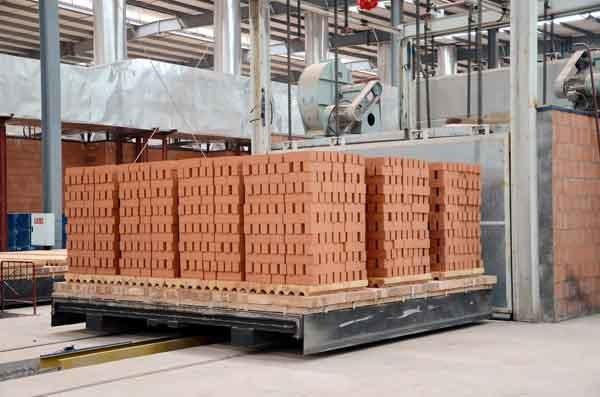 Quality Red Clay Brick Tunnel Kiln Refractory Bricks Clay Bricks Tunnel Kiln for sale