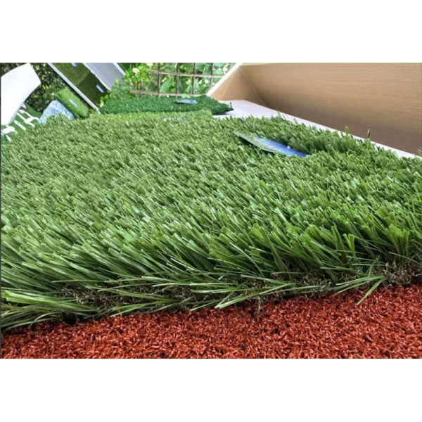 Taishan non-infill artificial turf installation showing high-density grass fibers
