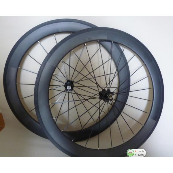 high quality ChinaYOUNGFANBIKE famous 60mm Clincher 700c road bike carbon wheel 23mm width