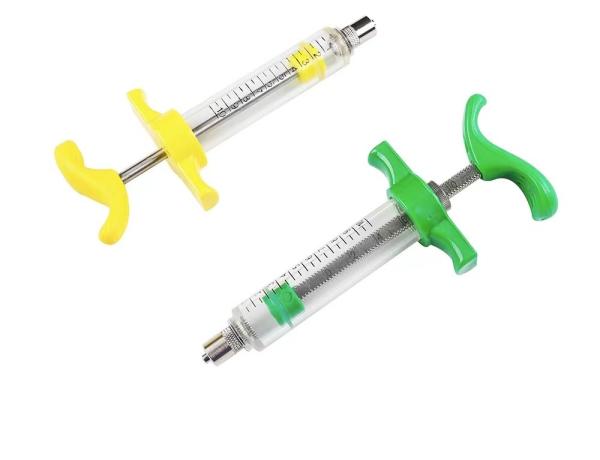 Quality 10ml 20ml 30ml 50ml Automatic Injection Veterinary Plastic Steel Syringe for Cattle Sheep Pig for sale