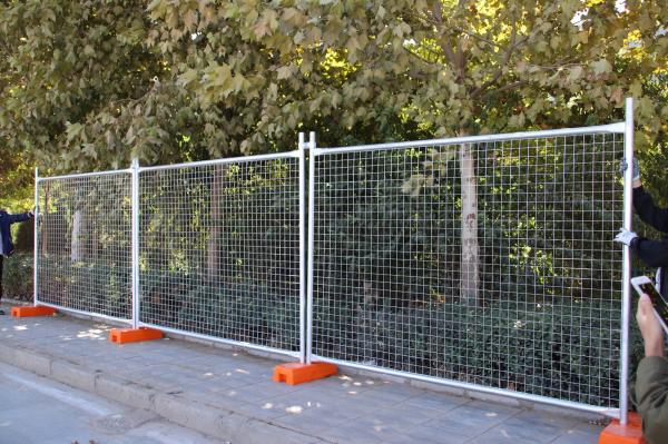 Quality Australian Standard Temporary Fence 1.8M*2.2M With Bracket Removable Wire Mesh Fence for sale