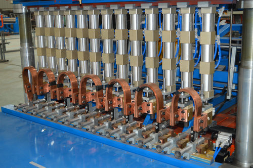 Industrial Electric 8 Tons Welded Wire Mesh Machine Water Cooling Method