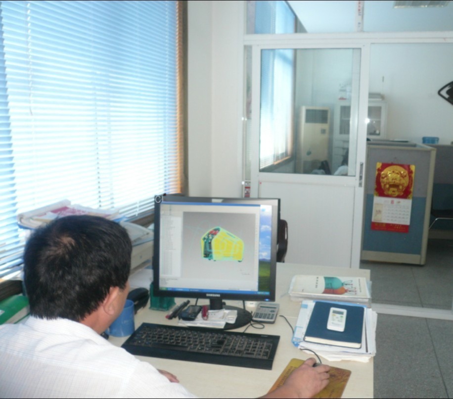 A/C Freon Refrigerant Split Charging Filling Machine R134a R404a Gas Recovery Recharge Machine