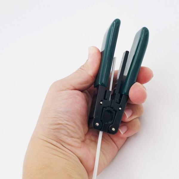 FTTH Drop Cable Stripper Fiber Optic Termination Tools Zinc Alloy Body Material