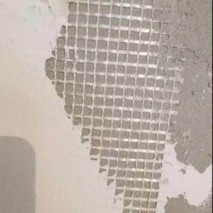 Different colors alkali - resistant fiberglass mesh used as contruction material