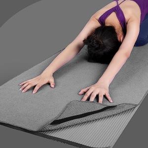 China Non-slip Custom Design Hot Yoga Mat Towel Microfiber Yoga Towel wholesale