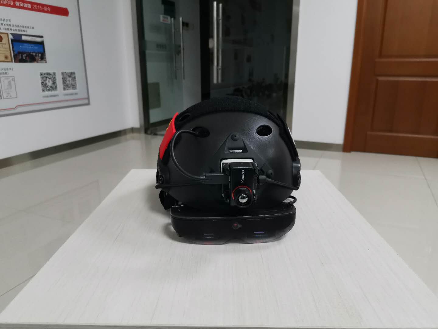 Android 9.0 Non Contact 5m Smart Temperature Measuring Helmet
