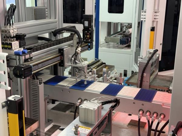 Quality Flexible 166 - 210mm Battery Cell Welding Machine Multi Function Laser Welding Platform for sale