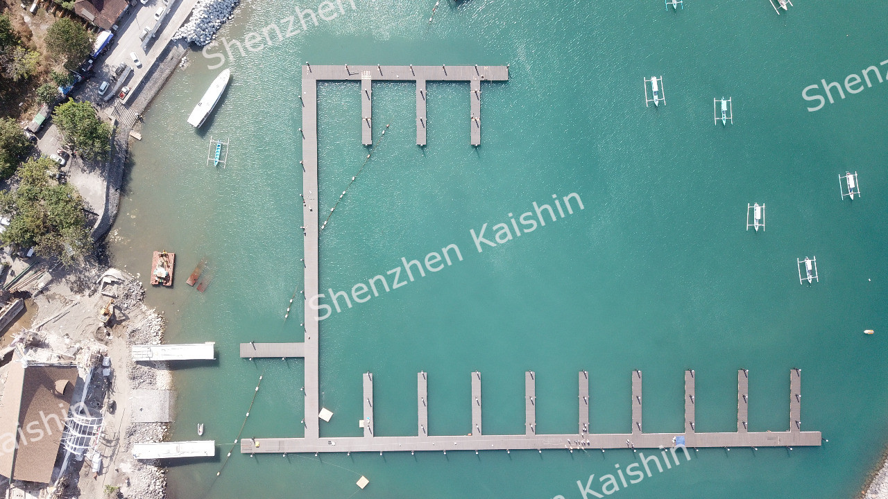 Customized Marine Aluminum Gangway For Ship Boat On Floating Jetty