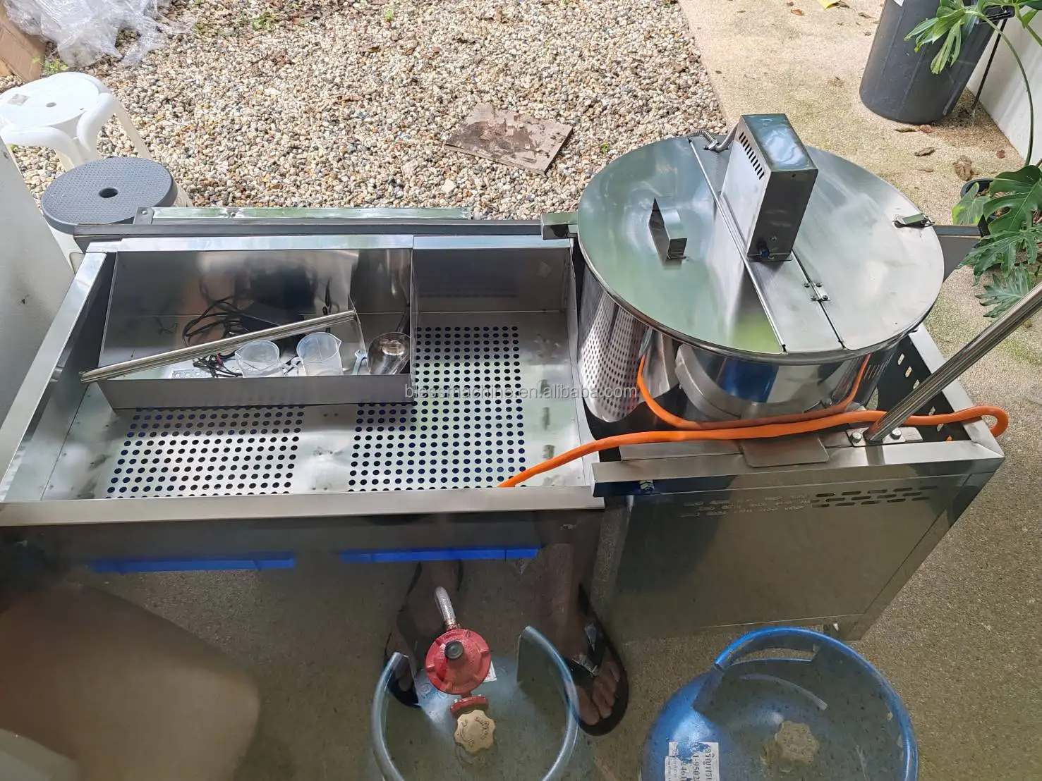 Garment Shops' Perfect Choice Caramel Popcorn Making Machine with Low Investment