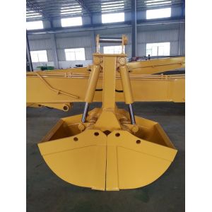 1.2m3 Clamshell Bucket In Conjunction Grabbing Loading Bulk Materials
