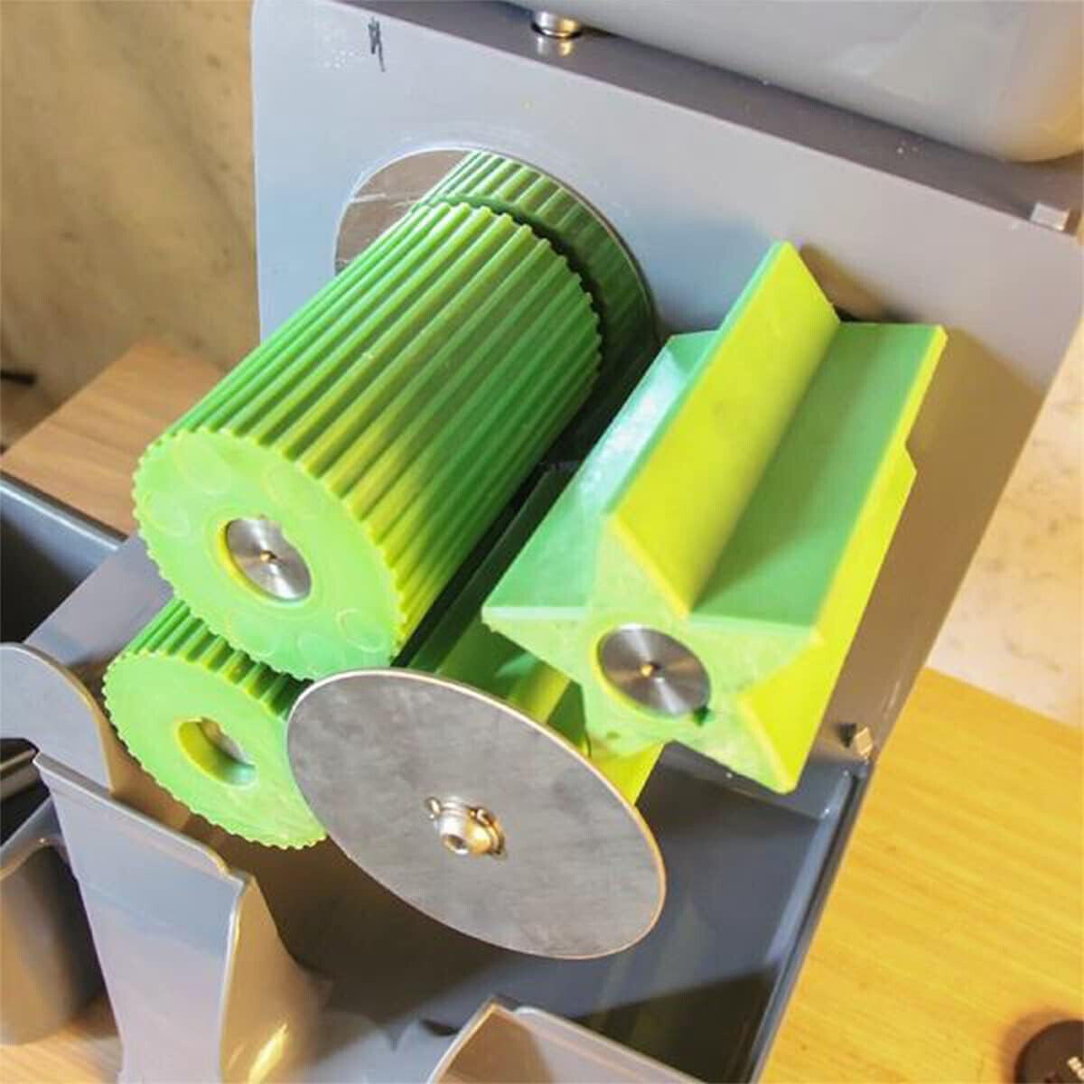 Commercial Automatic Calamansi Citrus Squeezer Lemon Squeezer Machine