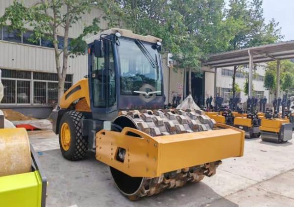Quality 8 Ton Padfoot Single Drum Roller STS08 With Cummins Engine 74kw in Lesotho for sale