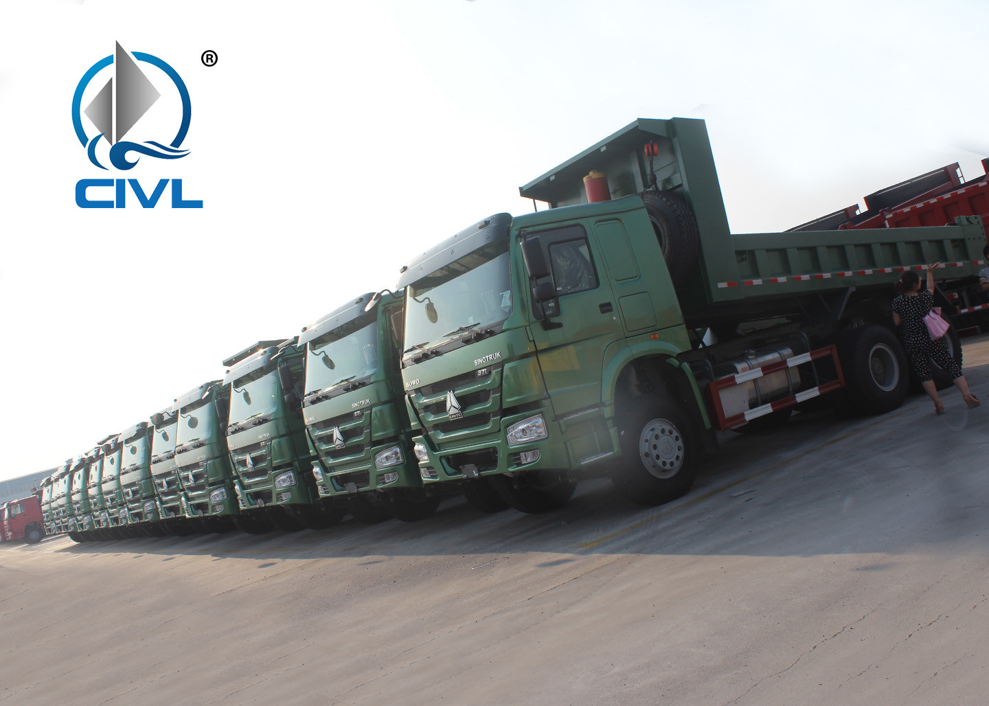 Manual Heavy Duty Dump Truck for Unloading EURO III Emission Standard 60T 8x4 Tipper Truck