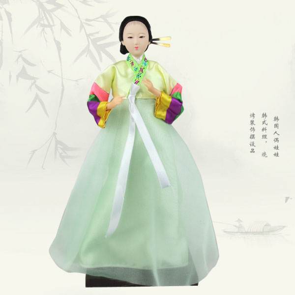 KOREAN tradional wear dolls