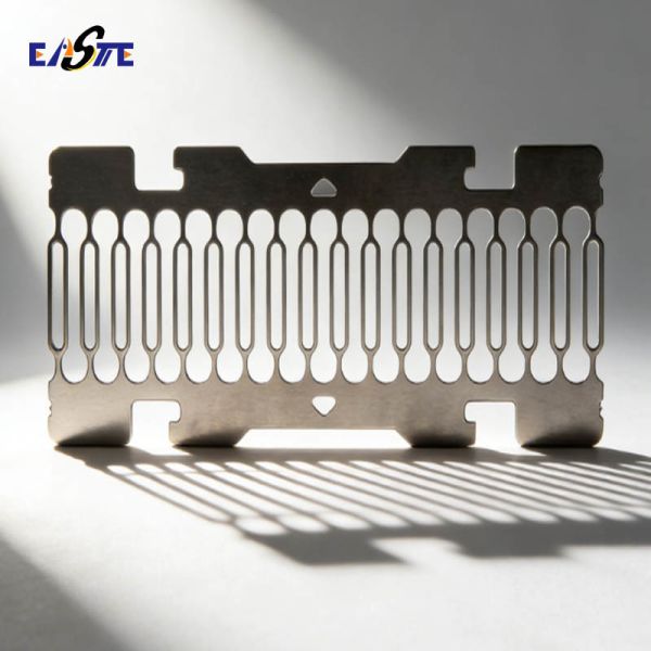 Custom Metal Etched Blades with Multi-Material Compatibility & Uniform Thickness Control for Israel Market