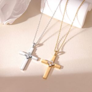China Stainless Steel Cross Pendant Necklace with Clear Zircon Stone Flower wholesale