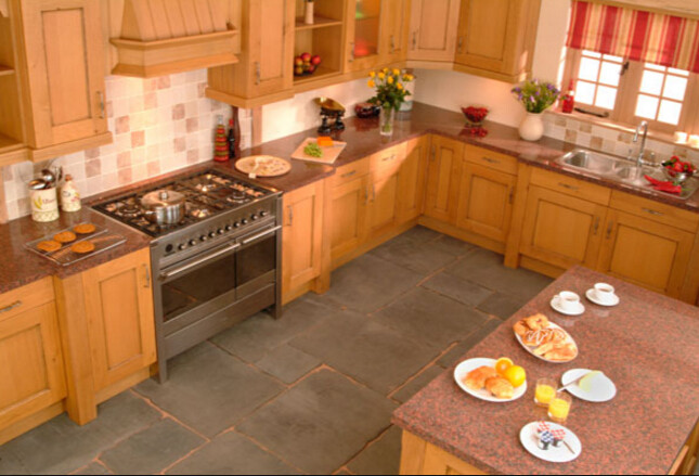 Classical Style G562 Maple Red Granite High Polished For Fountain Ball
