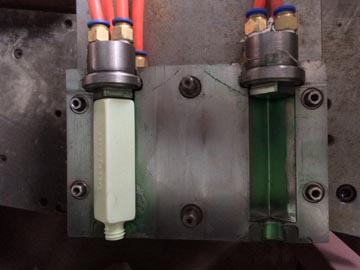 Automatic PET Bottle Blowing / Plastic Stretch Blow Molding / Bottle Making Machine Preform customize pet bottle blowing