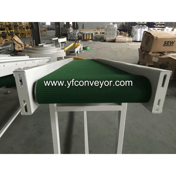 Inclined Belt Conveyor for elevating cartons,bags
