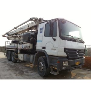China 2006 Benz concrete pump 36m truck used concrete pump wholesale
