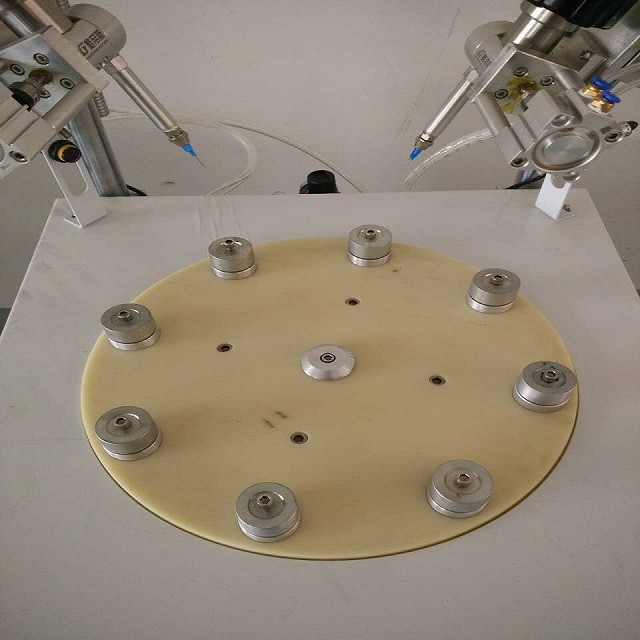 Floor Stand Automatic Glue Dispenser Round Glue Dispensing System 200W For LED Bulb