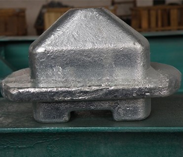 Shipping Container Twistlock and Stacking Intermediate ISO Dimensions Lashing Equipment with Hot Dip Galvanized Finish