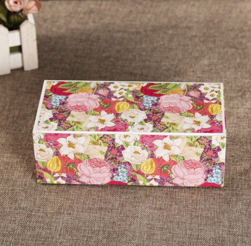 China Handcrafted Ivory Board Box Folding Fancy Gift Boxes ISO9001 wholesale