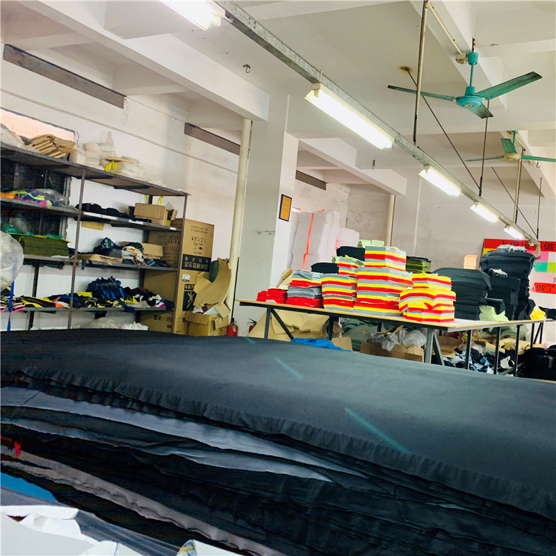 4.0mm SCR Bonded Thin Black Rubber Sheet , Knitted Jersey Polyester Neoprene Fabric
