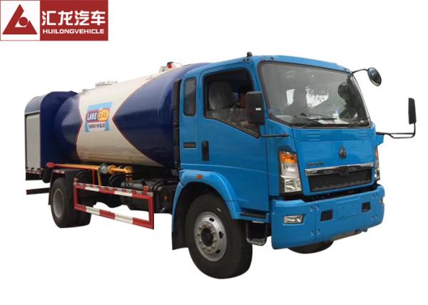 Quality 4x2  LPG Tank Trailer Mobile Distribution  , Dispenser LPG Gas Tanker Truck 120 Horse Power for sale