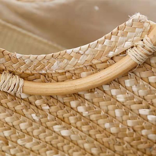 Natural Straw Crochet Hand Bag Brown , Crochet Bag With Wooden Handles OEM