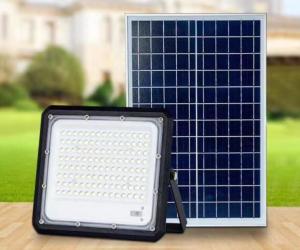 IP67 100W 6V Led Solar Floodlight With Lithium Iron Phosphate Battery