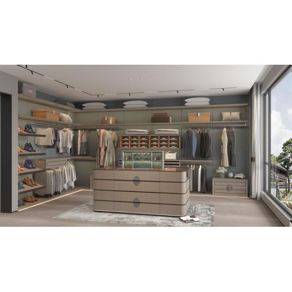 Traditional Chic Versatile Open Walk In Closet With Glass New Chinese Style
