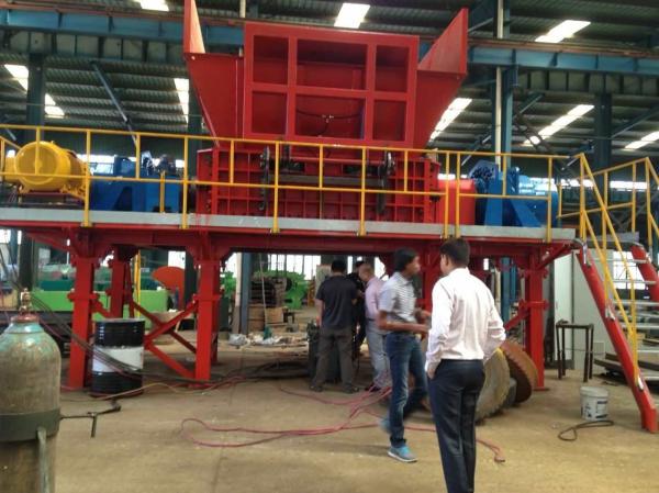Quality 415V Rubber Shredding Machine Rubber Powder Production Line LP-1400 for sale