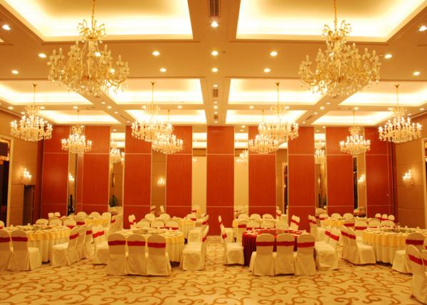 Quality Conference Room Folding Partition Walls Customers Own Material Finish for sale