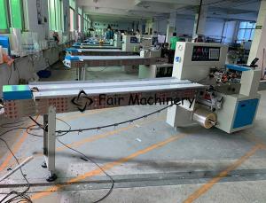 China 3.4Kw 50Hz Snack Packing Machine , 150BPM Horizontal Flow Wrap Packing Machine on sale