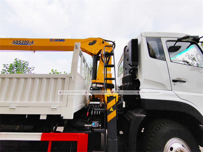 Factory Custom Latest Products 10 Ton Truck With 8 Ton Knuckle Boom Crane