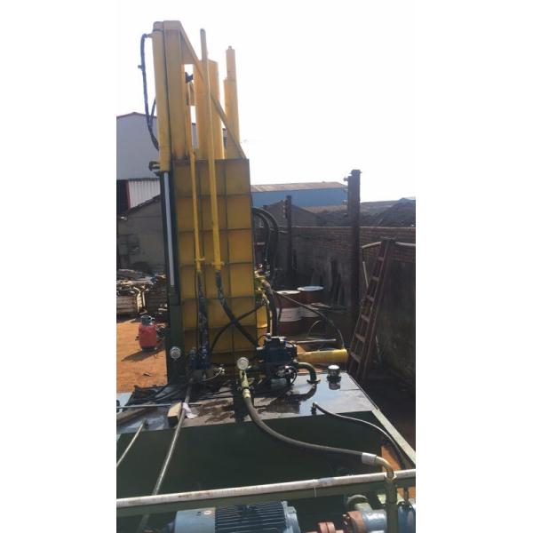 Industrial Mobile Vertical Cardboard Baler Machine For Supermarket Manual