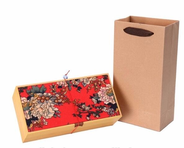 Wholesale clear plastic bouquet square gift paper cardboard packaging luxury flower box,Gift Paper Hat Flower Box BAGEAS