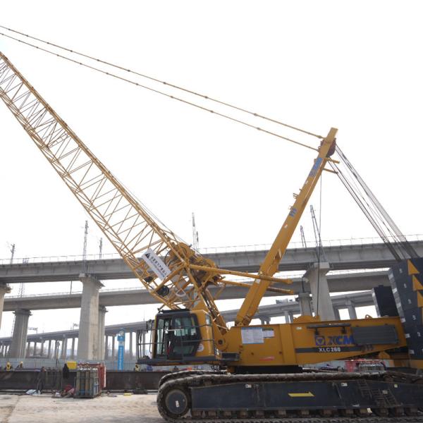 Quality Suitable 260T Used Crawler Cranes / Mobile Crawler Crane XCMG XLC260 for sale