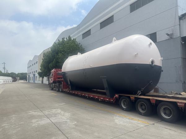 Quality Pneumatic Glass Laminating High Temperature Autoclave With TPC Control System And Wind Guiding Groove Sieve for sale