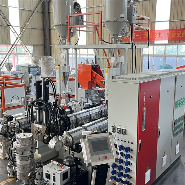 high output Wire Extruding Machine Ldpe Extruder Machinery