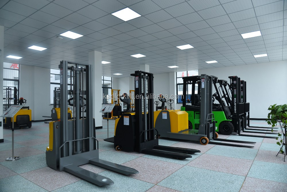 Lifting Stacker Used To Roll Paper Gripper forklift with rotating clamp
