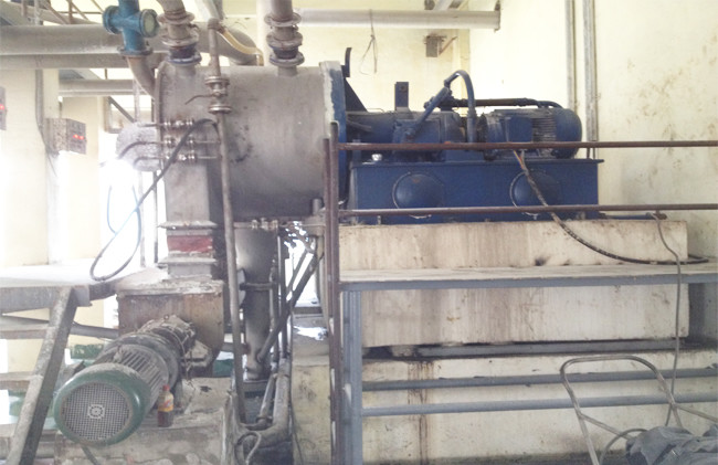 PLC Control Two Stage Pusher Type Centrifuge For EPS Dewatering