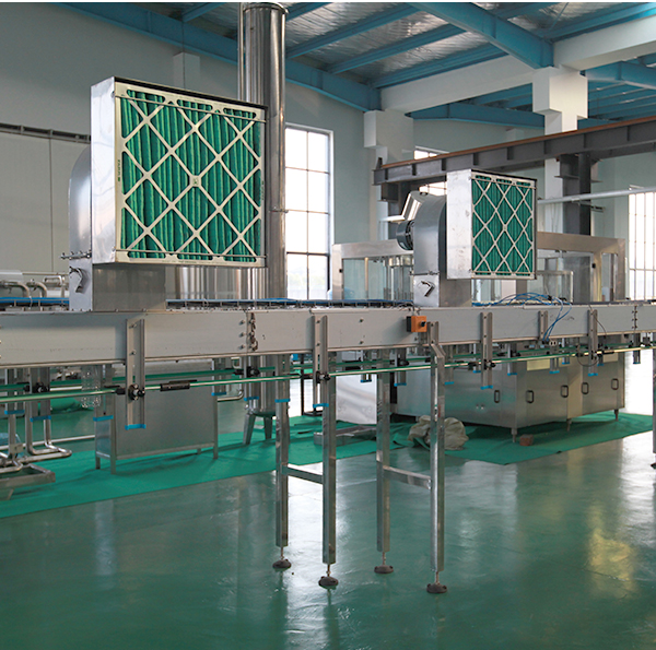 3 In 1 8000BPH Automatic Water Bottle Filling Machine Gravity Filling