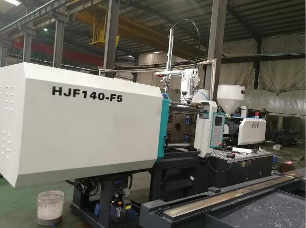 Quality Pp 64 Cavities Plastic Syringe Making Machine Capacity 10 - 15 Cartoon / Min for sale